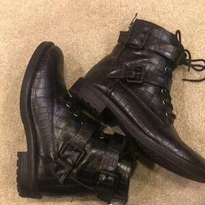 Wanted Black Quilted Look Booties-Size 8